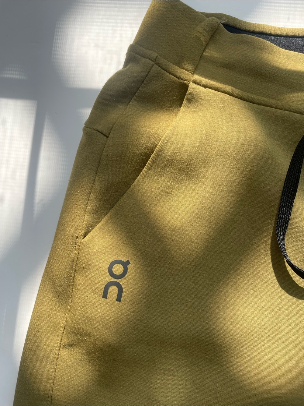 On Running Performance Sweat Pants Olive Green Joggers Women's XS